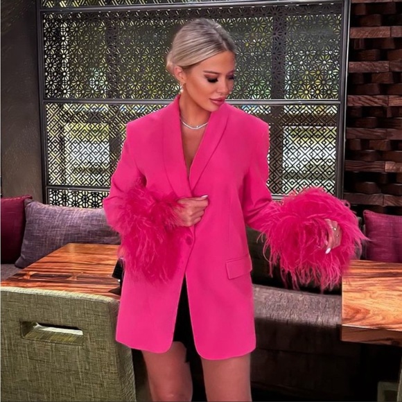 NWT Zara Straight Cut Feather Blazer - Picture 13 of 17